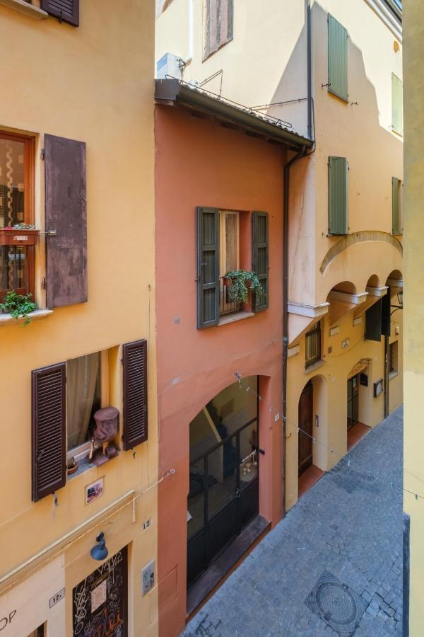 Golden Suite By Studio Vita Bologna Luaran gambar